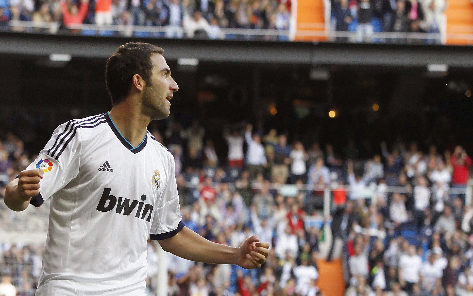 开云下载-奥纳纳神扑终结那不勒斯幻想，加拿大式强硬防守改写欧冠格局