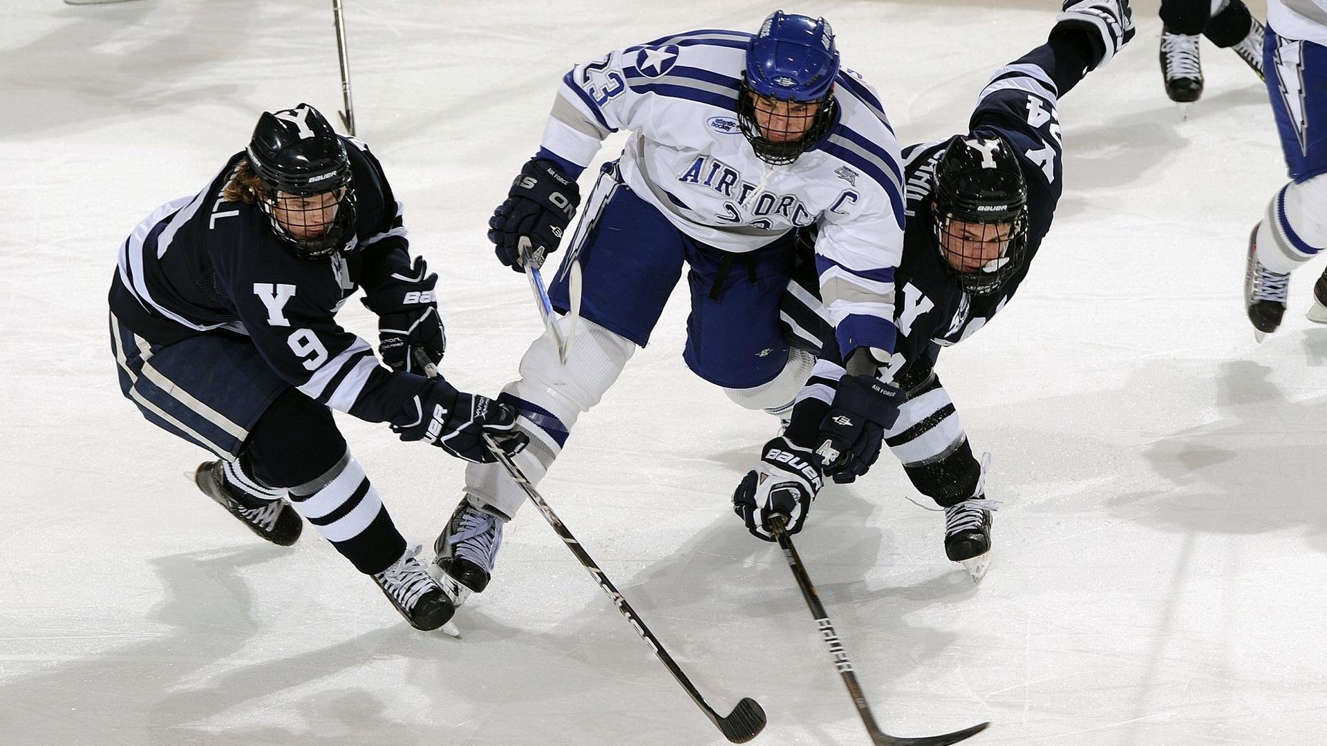 开云官方app入口-卡瓦哈尔一剑封喉，加拿大生死战击溃尼日利亚提前锁定胜局